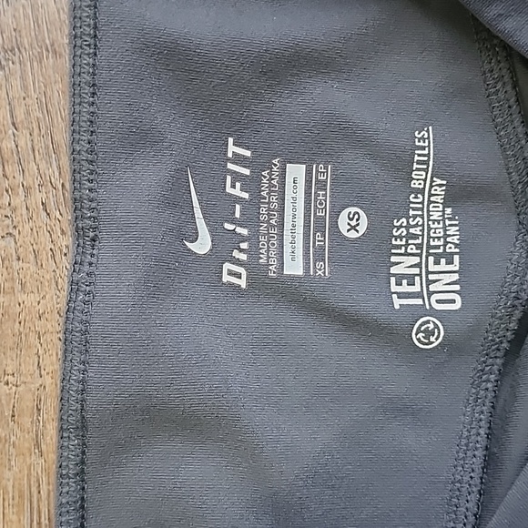 Nike Leggings Sz XS - Picture 3 of 4